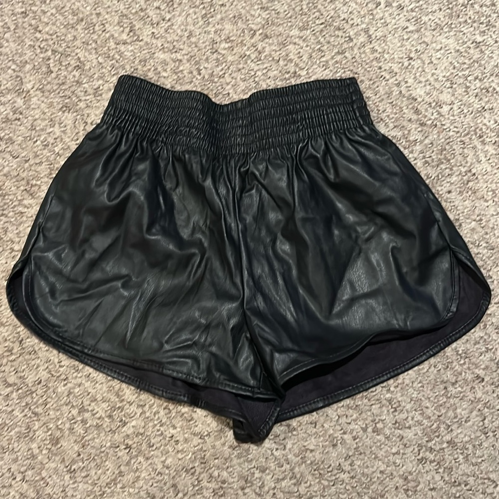 Bershka black pleather elastic short short boxing like short S